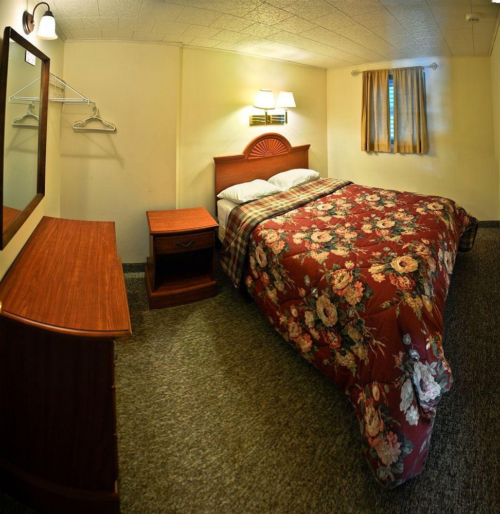 O'Sullivan'S Motel レイク・ジョージ エクステリア 写真