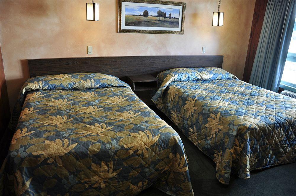 O'Sullivan'S Motel レイク・ジョージ エクステリア 写真