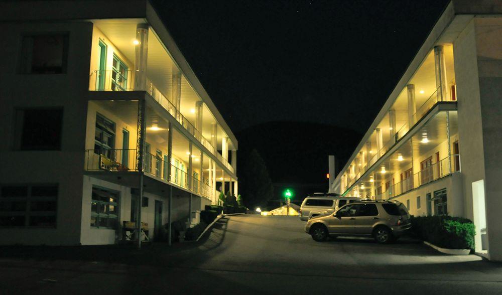 O'Sullivan'S Motel レイク・ジョージ エクステリア 写真
