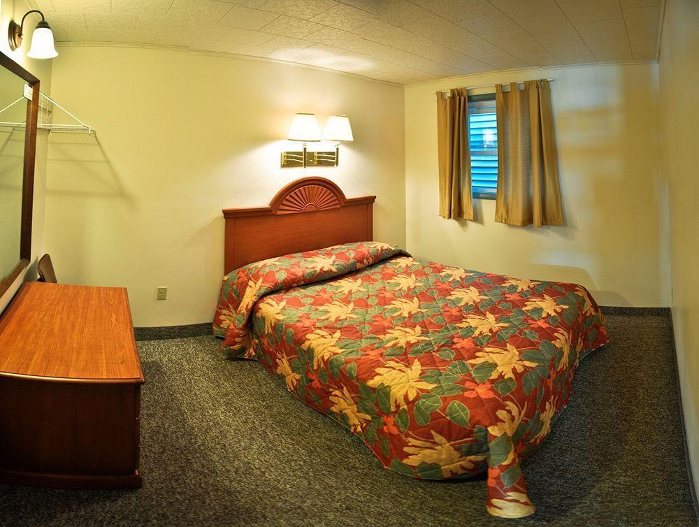 O'Sullivan'S Motel レイク・ジョージ エクステリア 写真