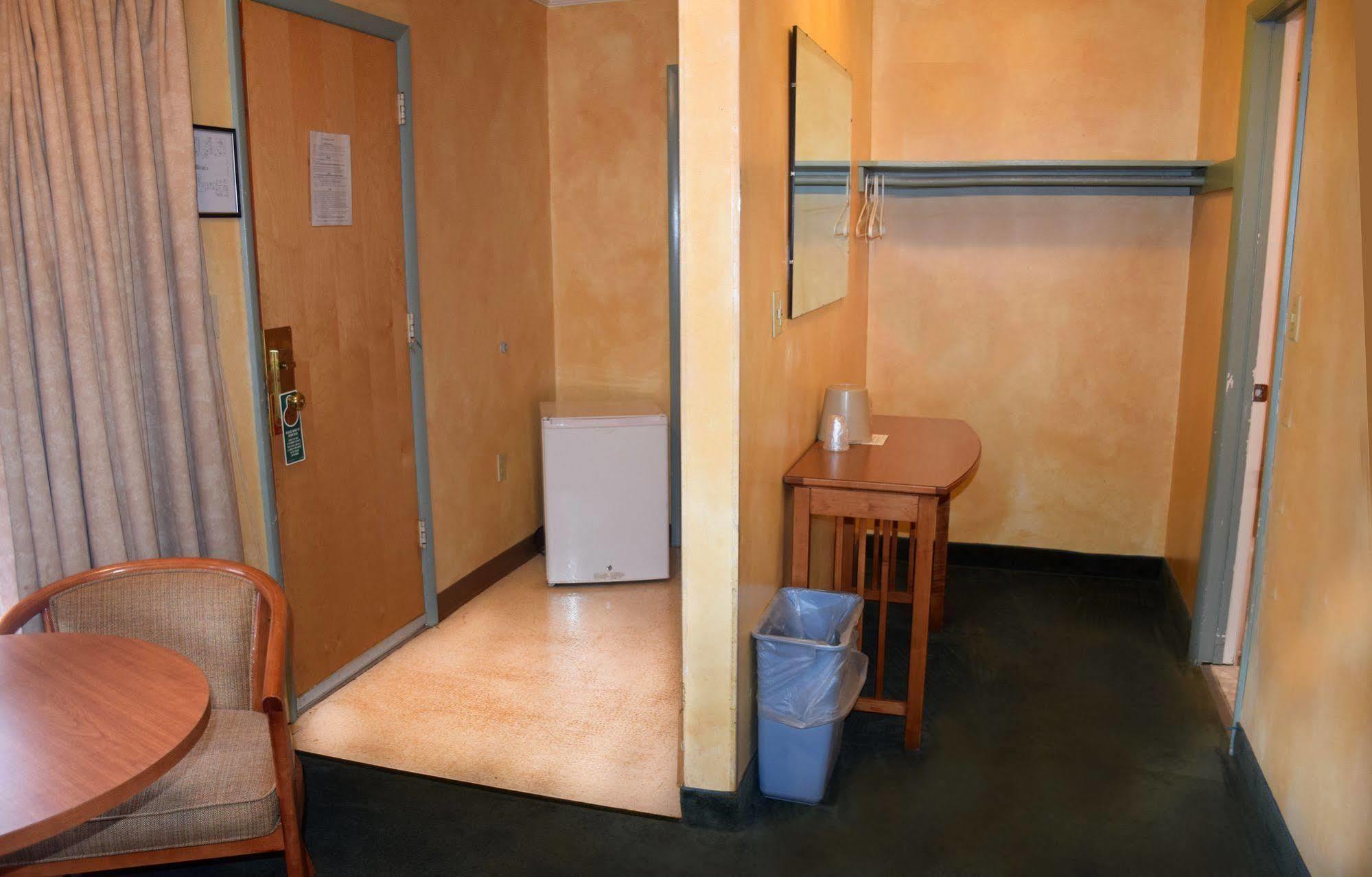 O'Sullivan'S Motel レイク・ジョージ エクステリア 写真